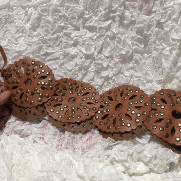 Medieval like renaissance looking belt with metal beads- 30” without ties - Picture 5 of 7